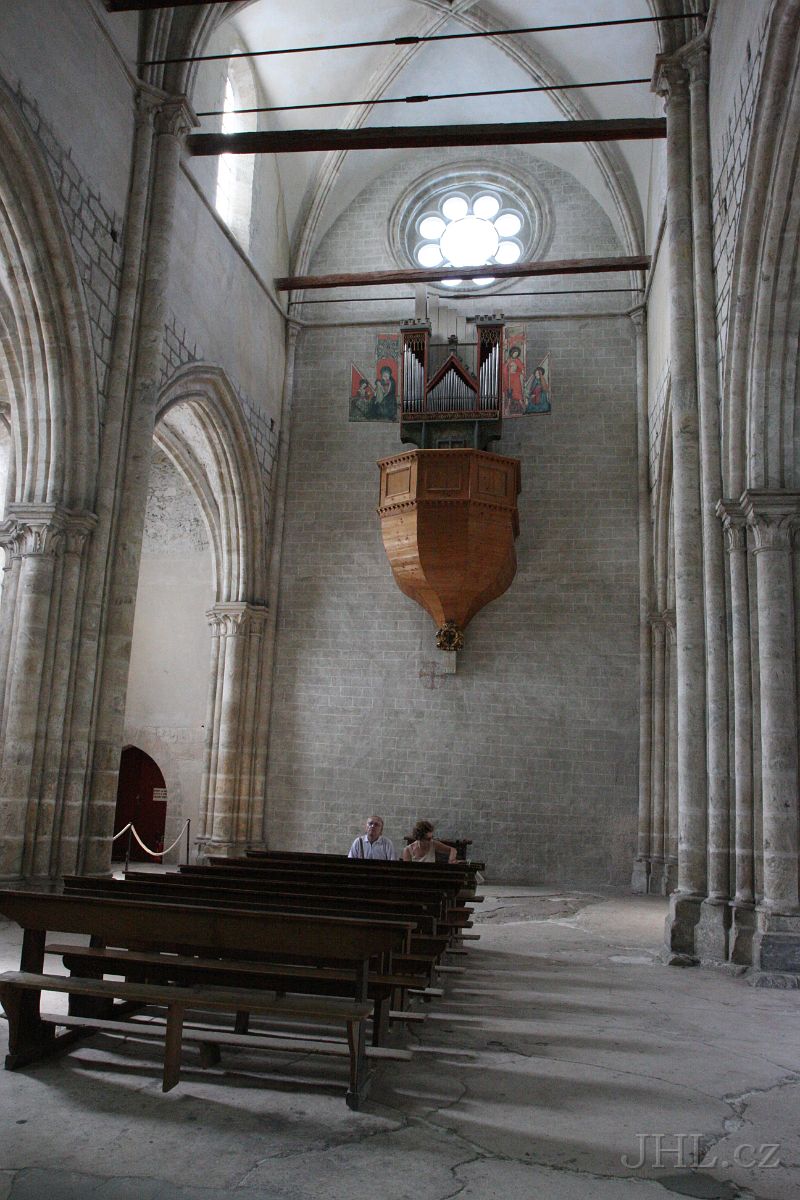 080827cc051.JPG - Sion - bazilika de Valère - nejstarší hrající varhany na světě - 15. stol.