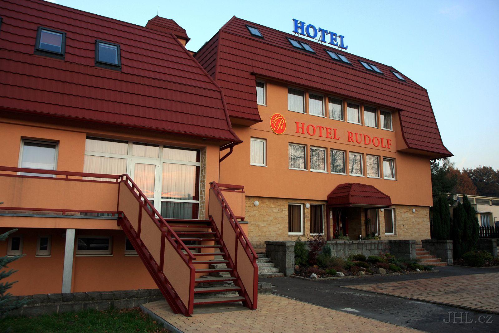 111030cc040.JPG - během odpoledne jsme se s Martinem přesunuli do Havířova do hotelu Rudolf (www.hotelrudolf.cz) / hotel Rudolf in Havirov